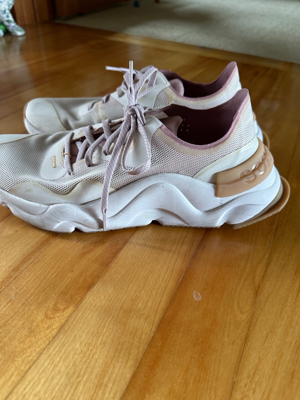 Sorel Women's Pink and Off White Lace-Up Sneakers Size 9